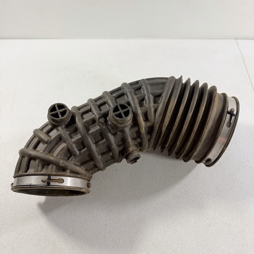 OEM GM Air Intake Tube Cleaner Hose Duct 2016-2024 Chevy Camaro 6.2l SS 23340374